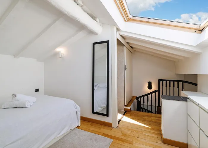 Spacieux Duplex - Carre D'Or - A 2 Min De La Mer *